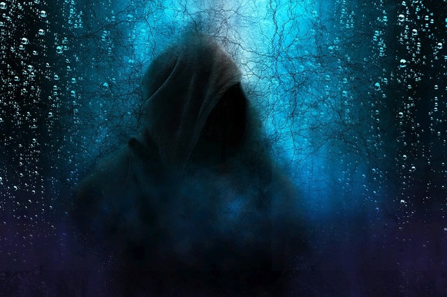 幽霊hooded-man-2580085_1280.jpg