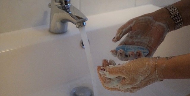 wash-hands-4925790_640.jpg